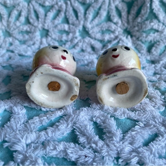 Vintage Anthropomorphic Salt & Pepper shakers 3 sets ! Fruits with faces kitschy - Picture 11 of 13